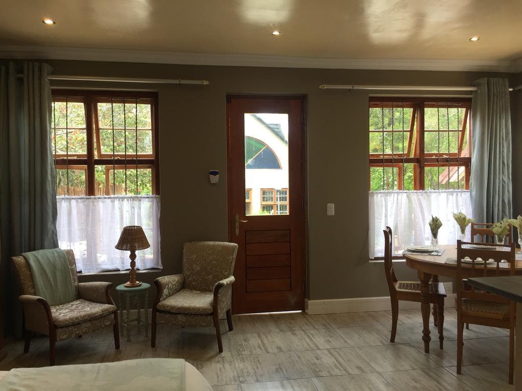 Rozenhof Guest Cottages ジョージ エクステリア 写真