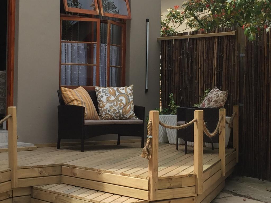 Rozenhof Guest Cottages ジョージ エクステリア 写真